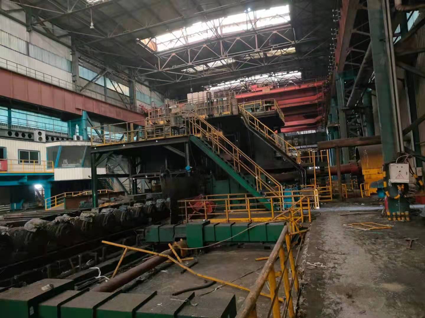 Стан горячей прокатки 750 на сталелитейном заводе